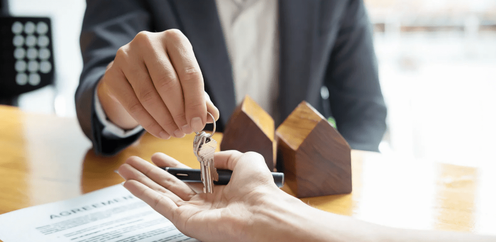 Gestión completa de compraventa y alquiler de inmuebles con asesoramiento experto
